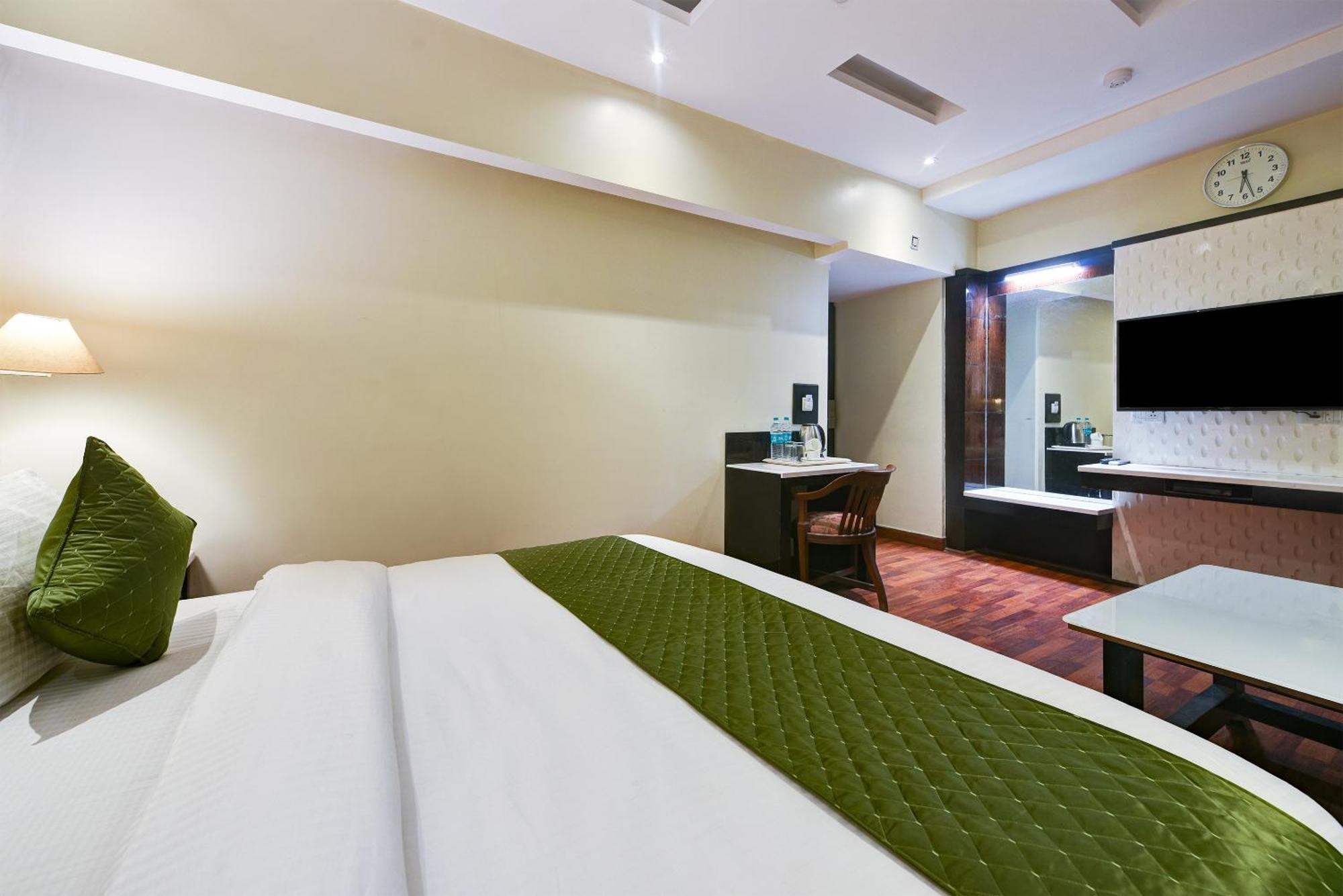 ניו דלהי Hotel Geet Deluxe מראה חיצוני תמונה