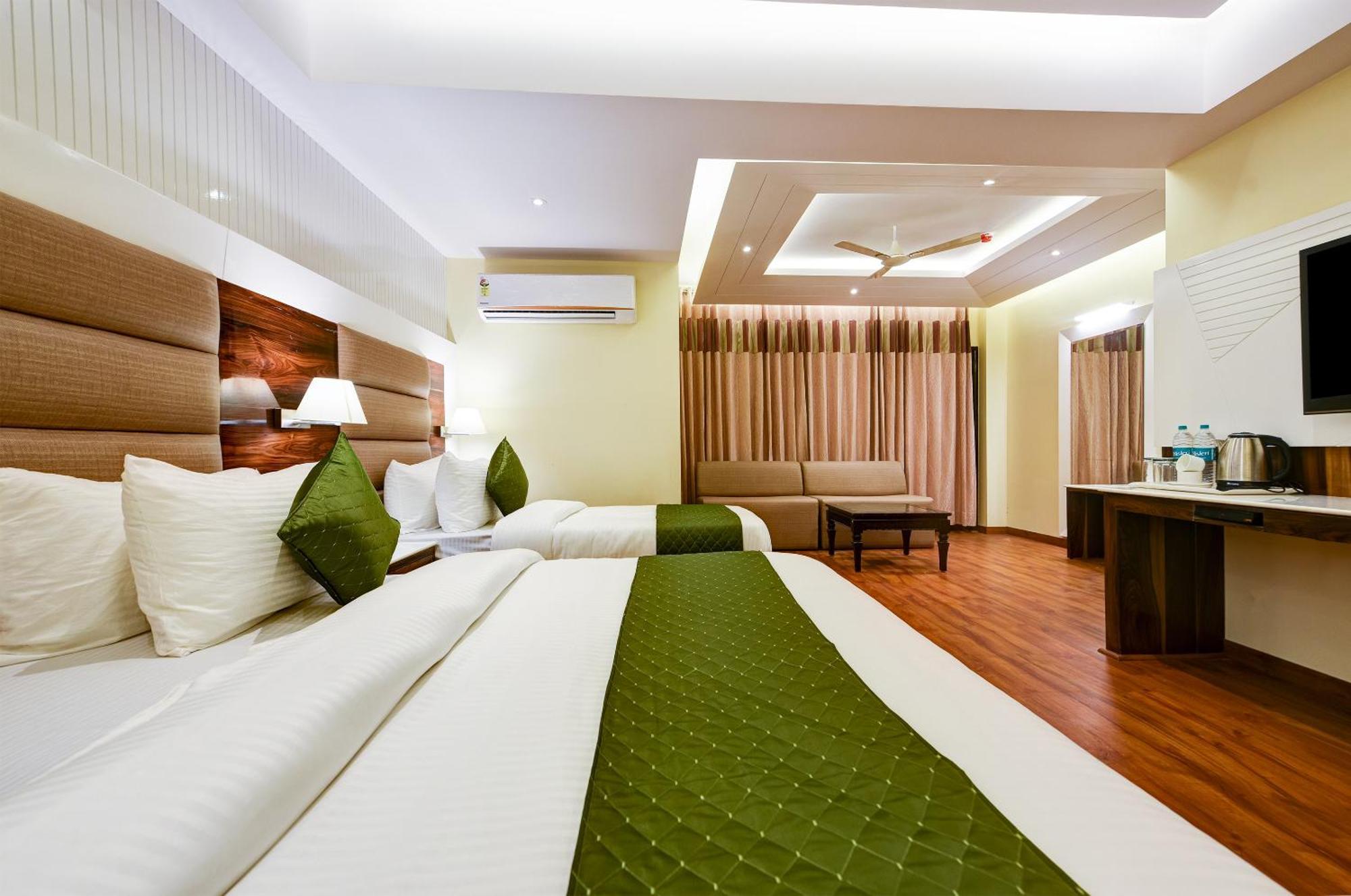 ניו דלהי Hotel Geet Deluxe מראה חיצוני תמונה