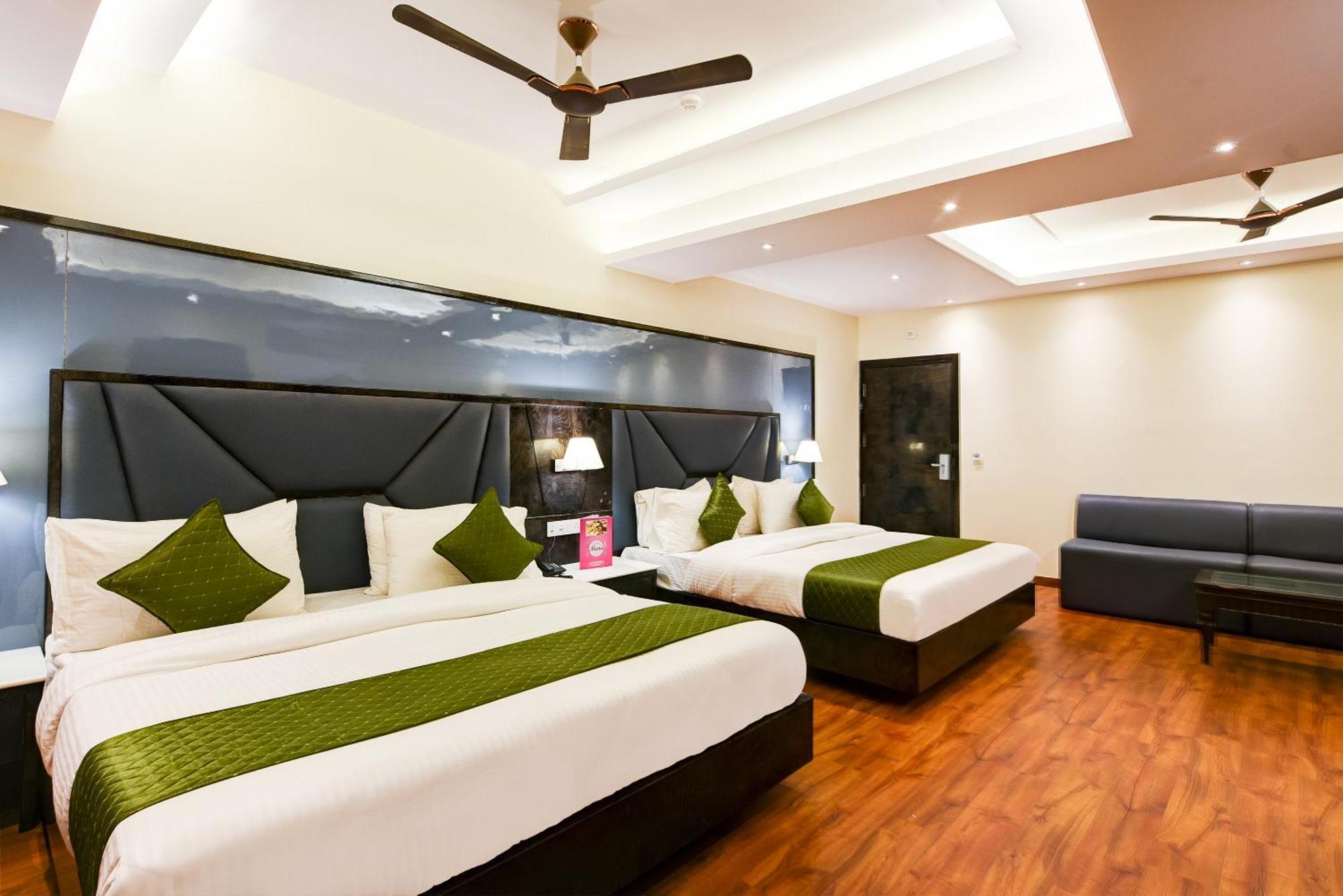 ניו דלהי Hotel Geet Deluxe מראה חיצוני תמונה