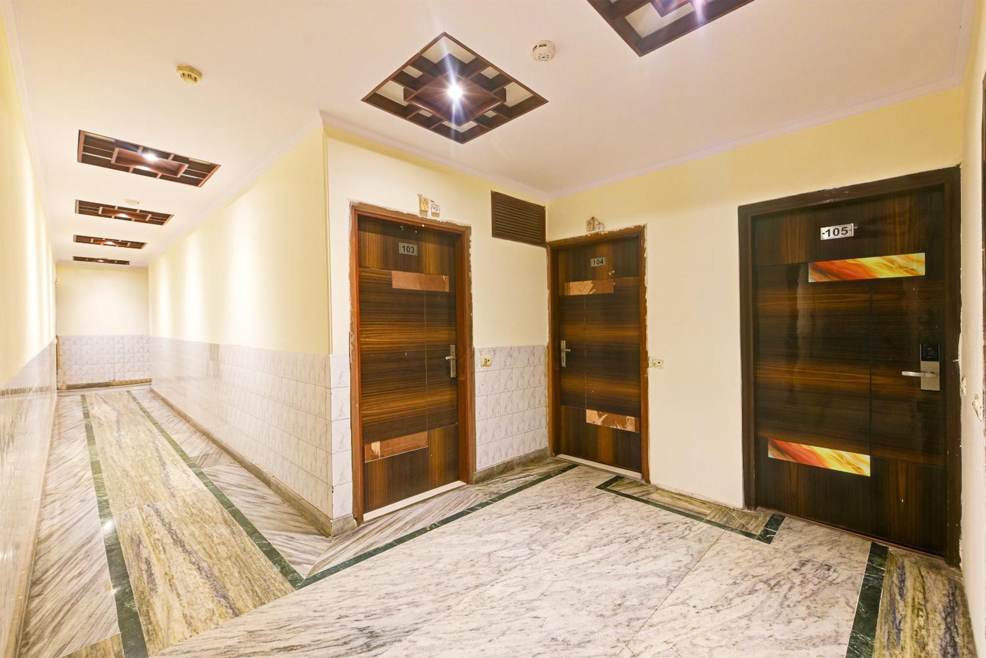ניו דלהי Hotel Geet Deluxe מראה חיצוני תמונה