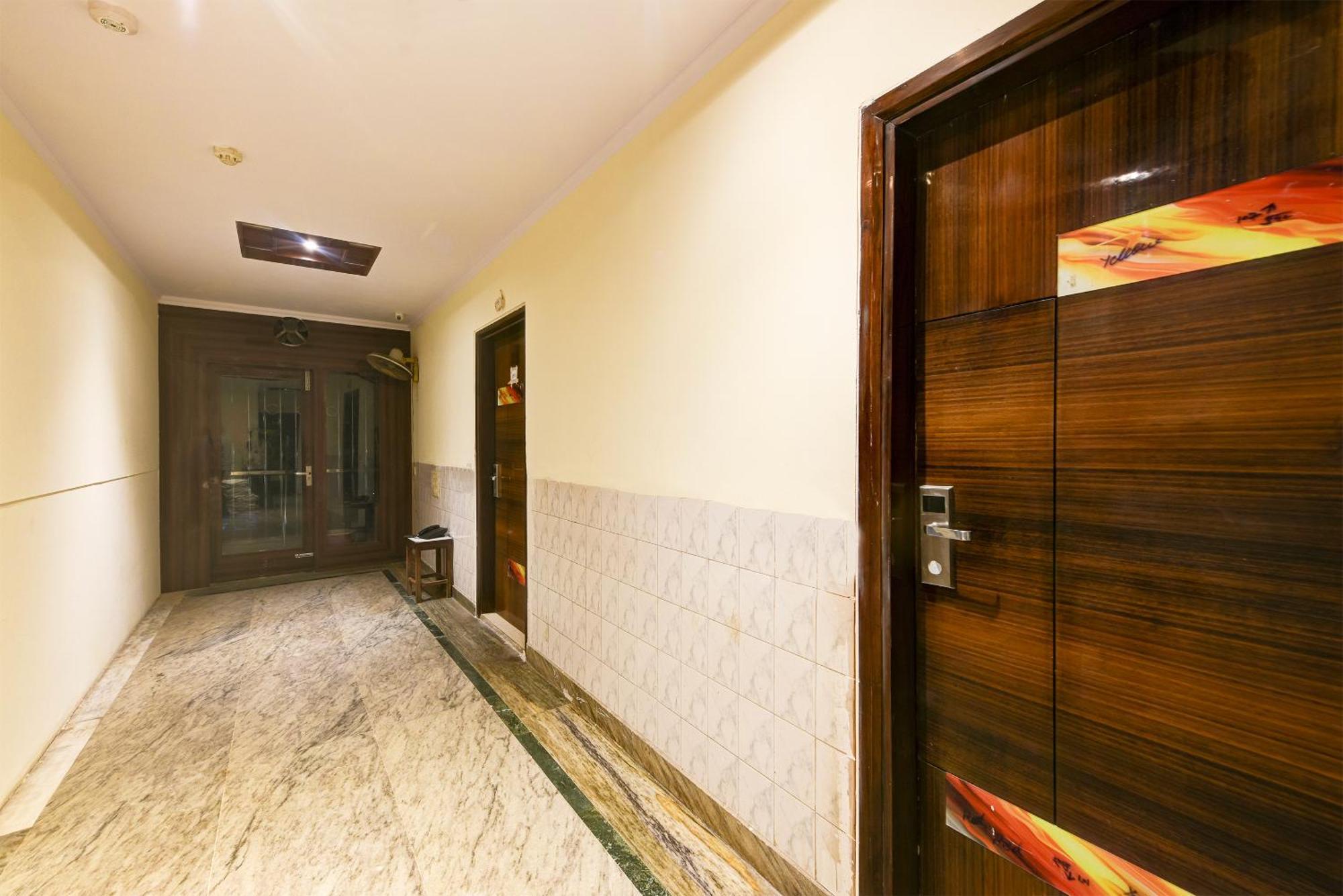 ניו דלהי Hotel Geet Deluxe מראה חיצוני תמונה